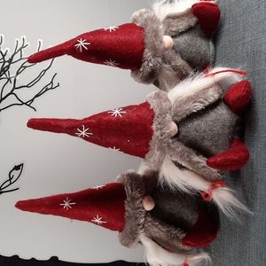 Set Girl Pig-Tail Gnomes Christmas Holiday Felt Wool Embroidered Hat Sitter Gift